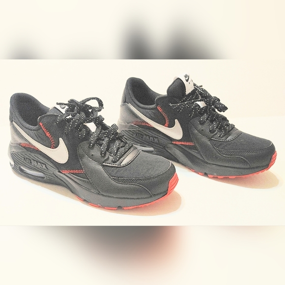 Nike Air Max Excee Men's Size 8.5 Reflective Black Metallic Red DM0832-001 - Picture 1 of 12